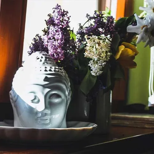 Vases-and-Sculptures